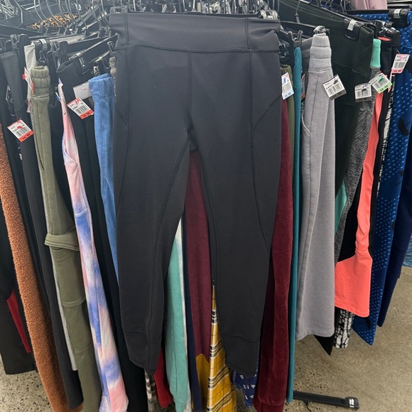 Lululemon leggings - Picture 1 of 2